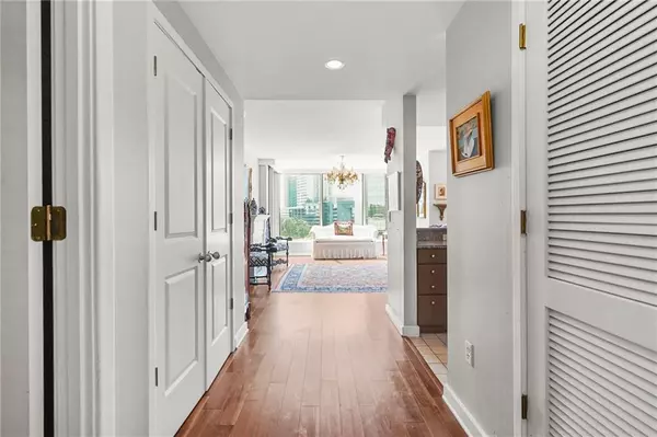 3338 PEACHTREE RD NE #709, Atlanta, GA 30326