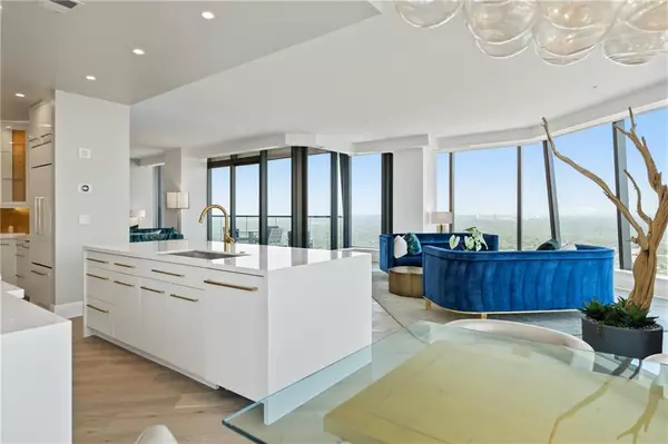 3344 Peachtree RD NE #4202, Atlanta, GA 30326