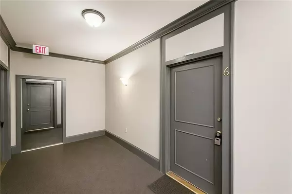 Atlanta, GA 30308,690 Piedmont AVE NE #6