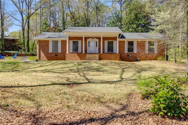 6339 Corneila Dr, Douglasville, GA 30134