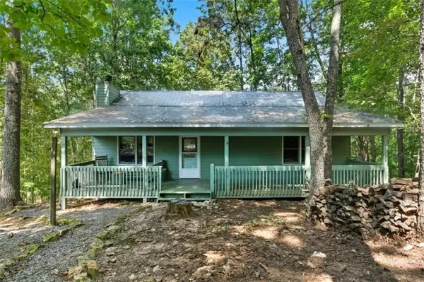 685 Riverview DR, Ellijay, GA 30540