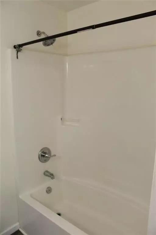 Toccoa, GA 30577,202 Henderson Falls RD