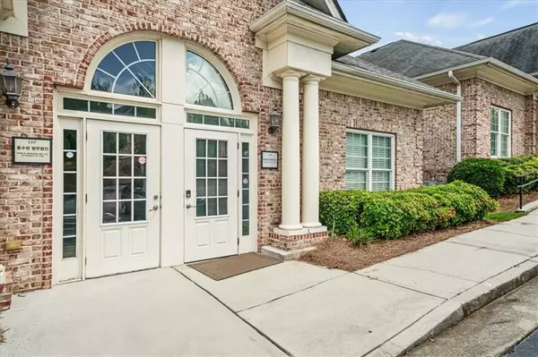 Duluth, GA 30096,3296 Summit Ridge Pkwy #230