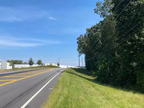 Flowery Branch, GA 30542,3995 Falcon Pkwy