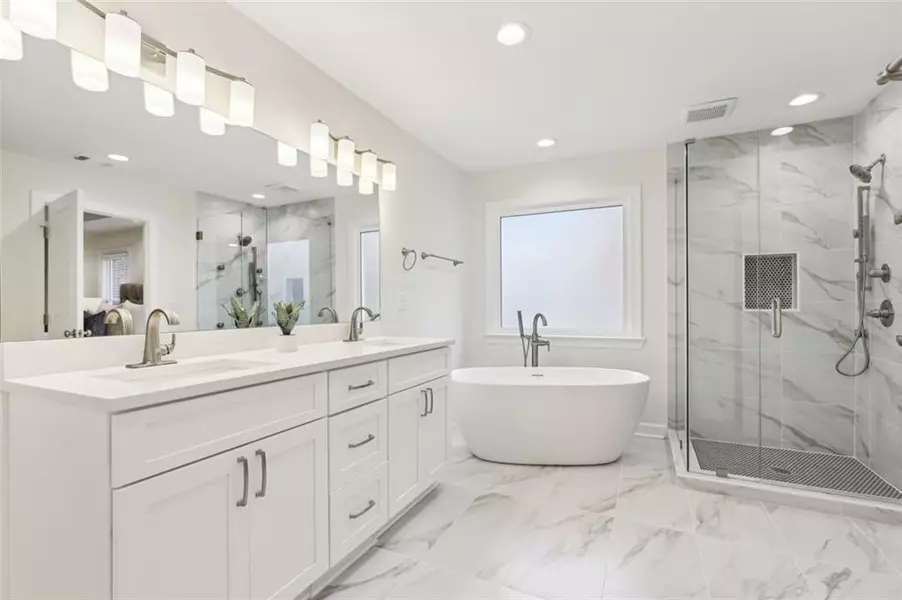 5960 Magnolia RDG, Stone Mountain, GA 30087