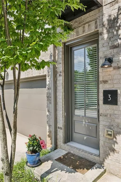 Atlanta, GA 30307,215 Arizona AVE NE #3