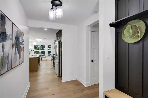 Atlanta, GA 30328,130 Bonnie LN NE