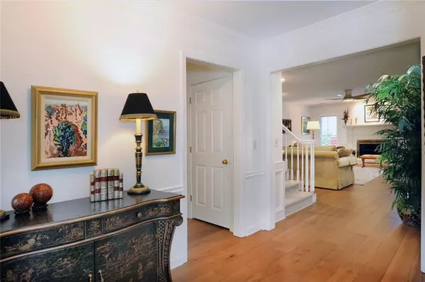 Alpharetta, GA 30004,400 N Farm DR