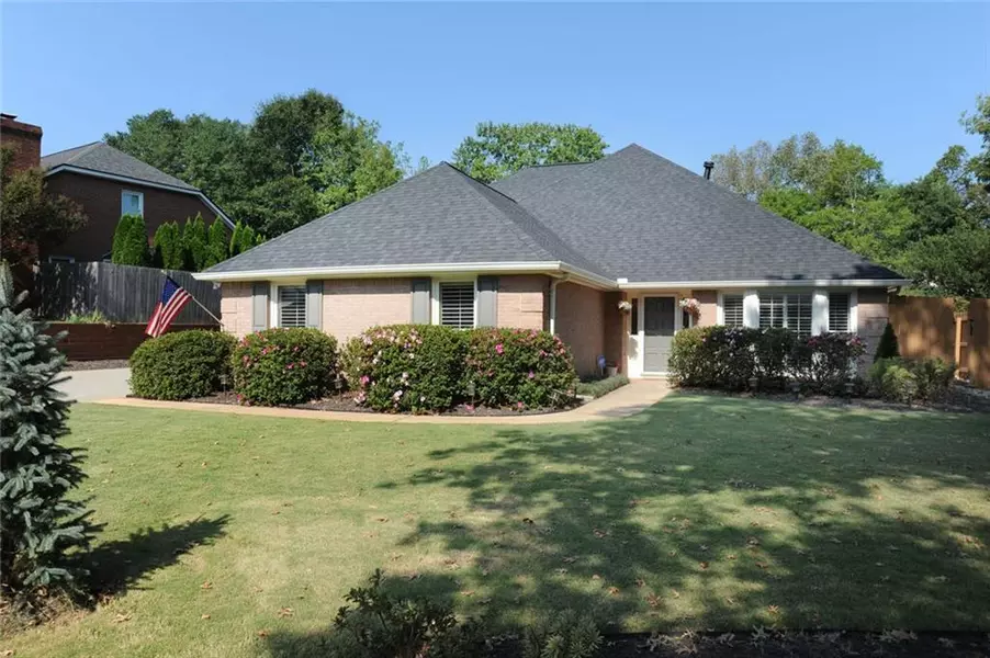 400 N Farm DR, Alpharetta, GA 30004