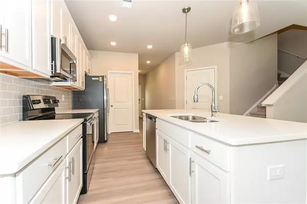 Ball Ground, GA 30107,806 Calvin Park DR