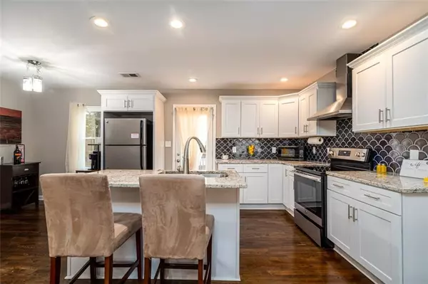 Decatur, GA 30032,3224 CANARY CT