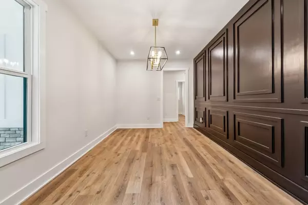 Woodstock, GA 30188,613 Ann CT