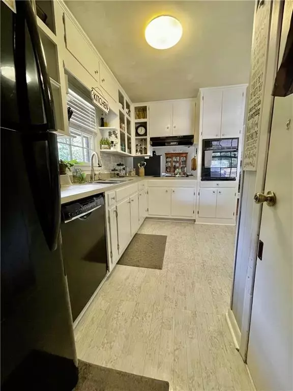 Social Circle, GA 30025,684 N Cherokee RD N