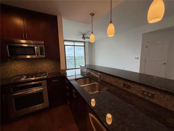 Atlanta, GA 30363,270 17th ST NW #2207