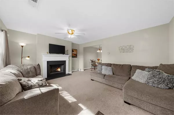Acworth, GA 30101,2264 Serenity DR NW