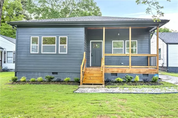 639 Ozburn RD NW, Atlanta, GA 30318