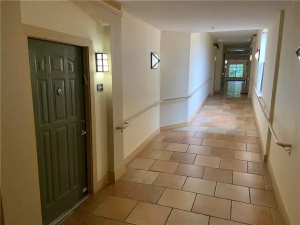 Brookhaven, GA 30319,10 Perimeter Summit BLVD NE #1404