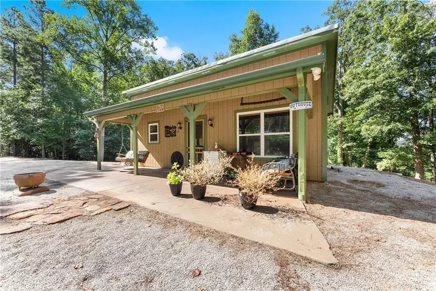 318 Jim Grizzle RD, Royston, GA 30662