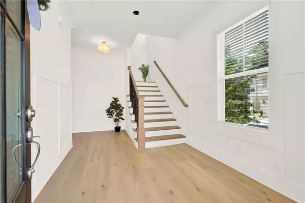 Marietta, GA 30064,233 Scottsdale DR