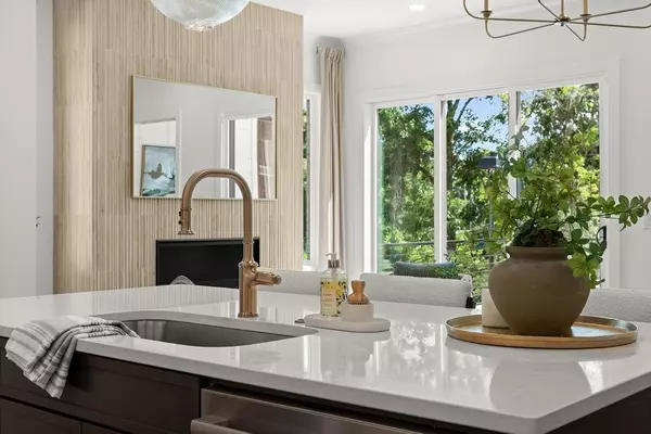 Marietta, GA 30060,297 White ST #1