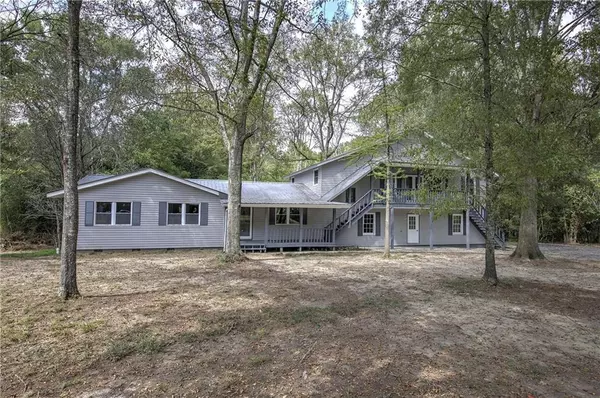204 Grant RD NE, Armuchee, GA 30105