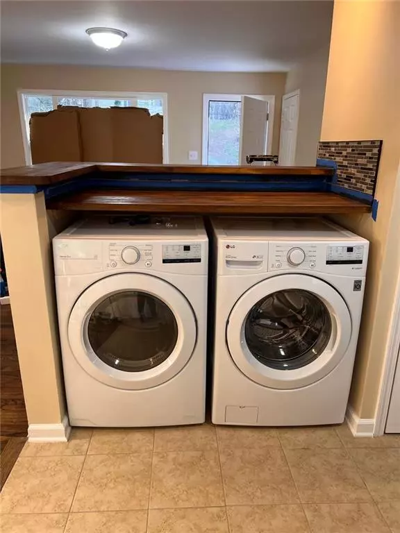 Atlanta, GA 30331,3587 FAIRBURN NW