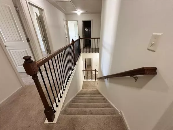 Canton, GA 30114,609 Stonehurst LN