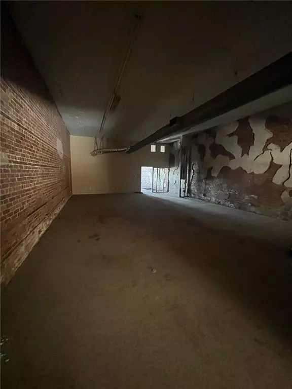 Barnesville, GA 30204,12 ZEBULON ST