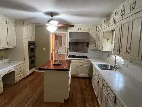 Roswell, GA 30076,100 Saddle Creek CT
