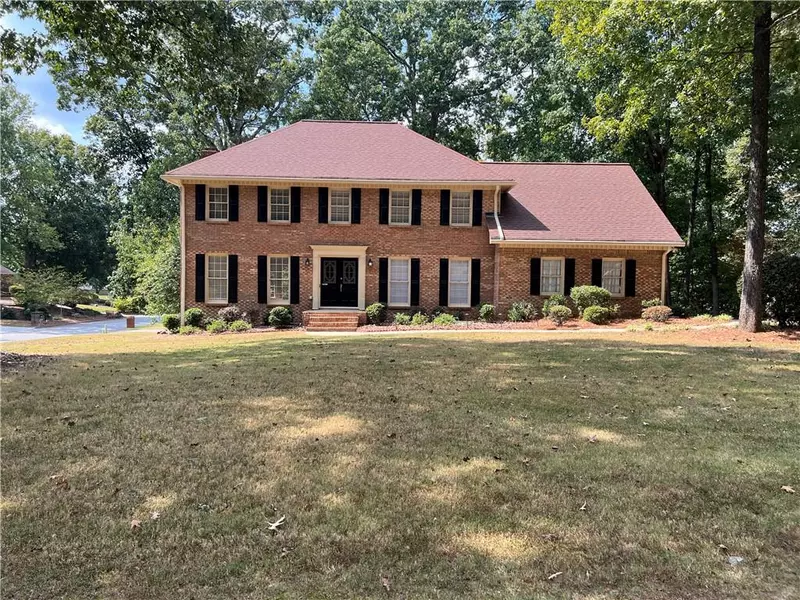100 Saddle Creek CT, Roswell, GA 30076