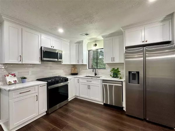 Riverdale, GA 30274,8198 Winewood CT