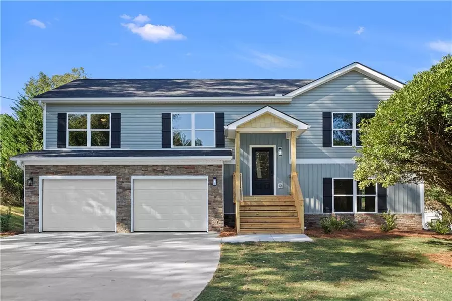 167 Cash ST, Cornelia, GA 30531