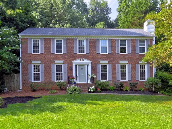 Marietta, GA 30068,4512 Woodlawn Lake DR
