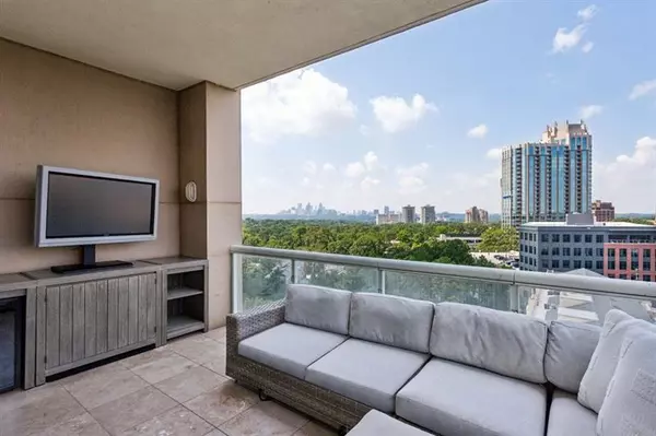 Atlanta, GA 30305,2881 Peachtree RD NE #1005