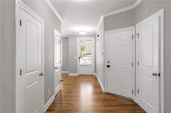 Atlanta, GA 30318,2199 Collins Ridge DR NW