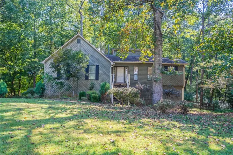 440 Julie Anne WAY, Woodstock, GA 30188