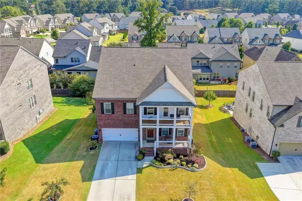 4071 Woodward Walk LN, Suwanee, GA 30024