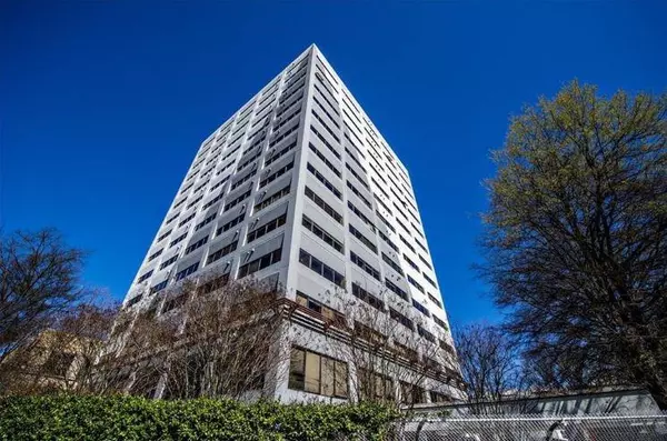 120 Ralph Mcgill BLVD NE #1410, Atlanta, GA 30308