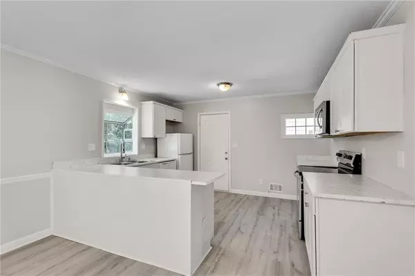 Riverdale, GA 30296,6278 Thornhedge DR