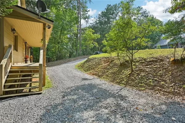 Ellijay, GA 30540,141 Monet DR