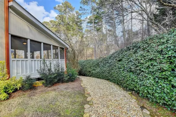 Flowery Branch, GA 30542,6709 Wooded Cove CT