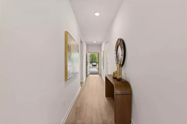 Conyers, GA 30094,401 Sunflower ST