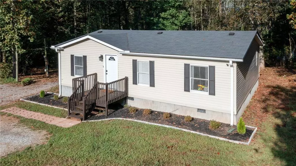 175 Pleasant Acres DR, Maysville, GA 30558