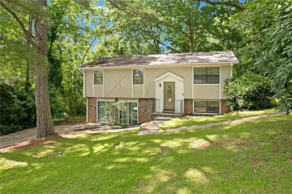 4690 Big Valley CT, Stone Mountain, GA 30083