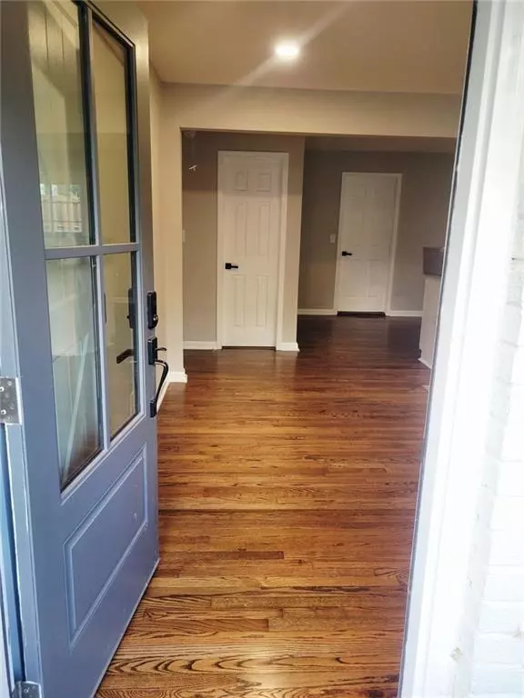 Atlanta, GA 30354,11 OAK DR SW