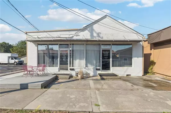 5866 Love ST, Austell, GA 30168