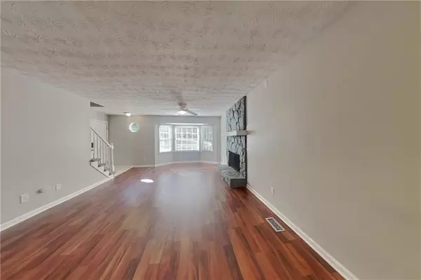 Lawrenceville, GA 30043,121 Chantilly LN