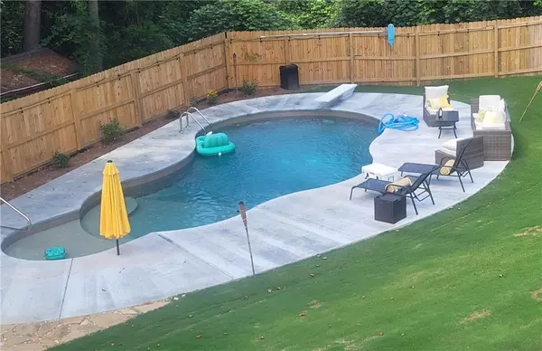 Gainesville, GA 30501,464 Holly PL