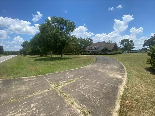 Lyons, GA 30436,2604 Ga Highway 147