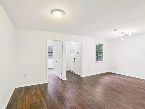 Atlanta, GA 30331,1918 W Kimberly RD SW